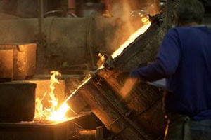 type-products-300-pouring-min
